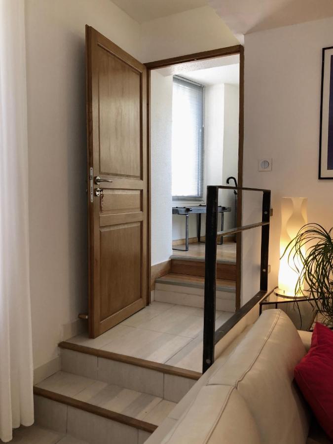 Le 26 Apartment Ним Екстериор снимка